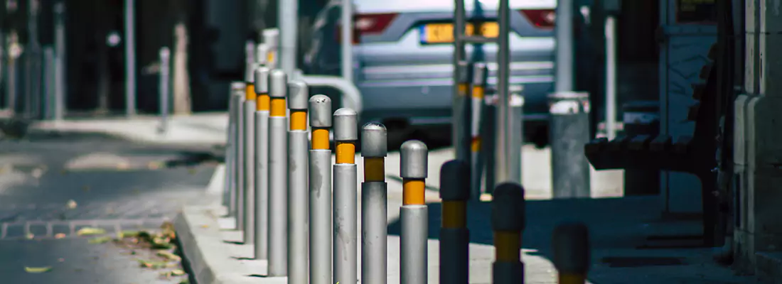 Safe and Convenient Retractable Barrier Column Systems for Properties in Leesburg, FL